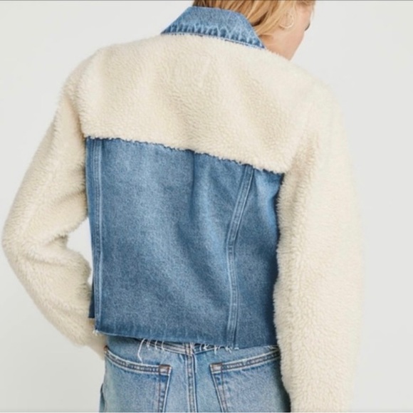 Abercrombie & Fitch Sherpa Denim Jacket! ✨ - Picture 2 of 4